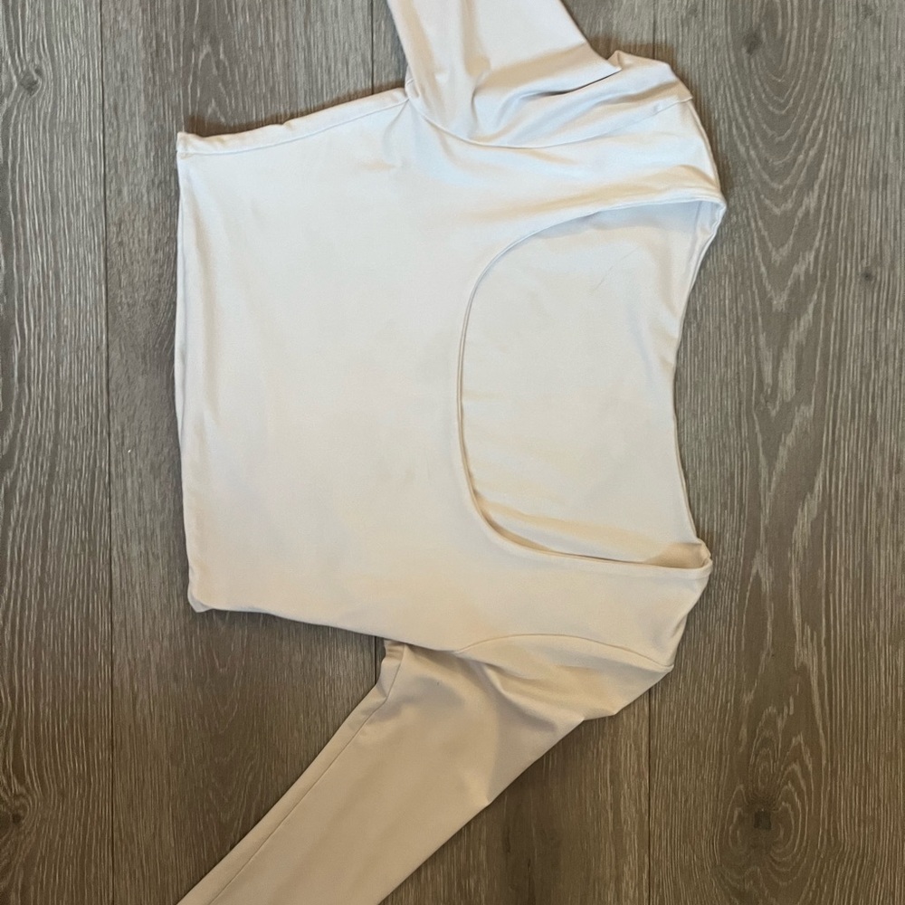 SHEIN White One-Shoulder Crop Top